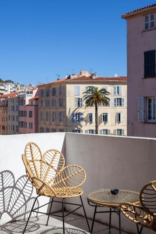 אז'אקסיו Les Suites R Bonaparte - Appartements De Standing Au Coeur De La Vieille Ville Pietonne מראה חיצוני תמונה