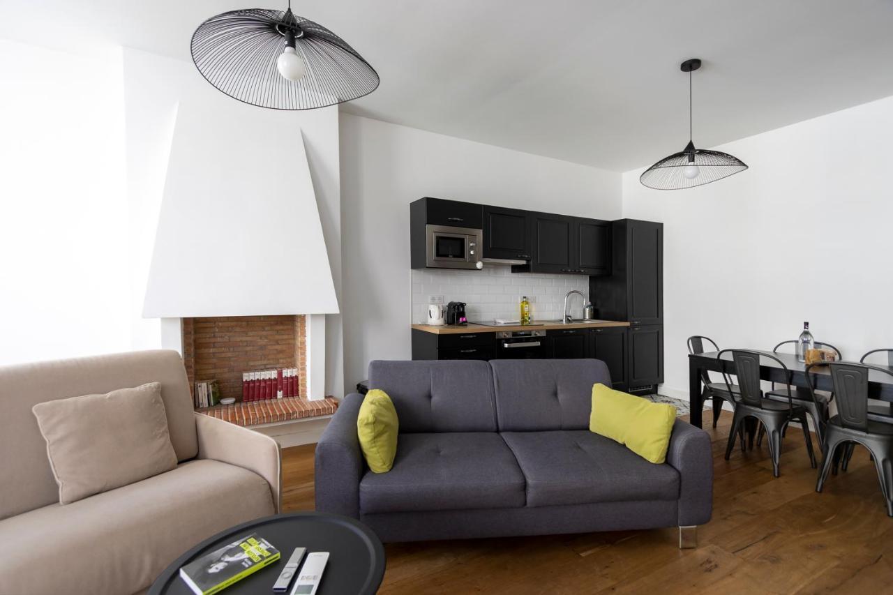 אז'אקסיו Les Suites R Bonaparte - Appartements De Standing Au Coeur De La Vieille Ville Pietonne מראה חיצוני תמונה