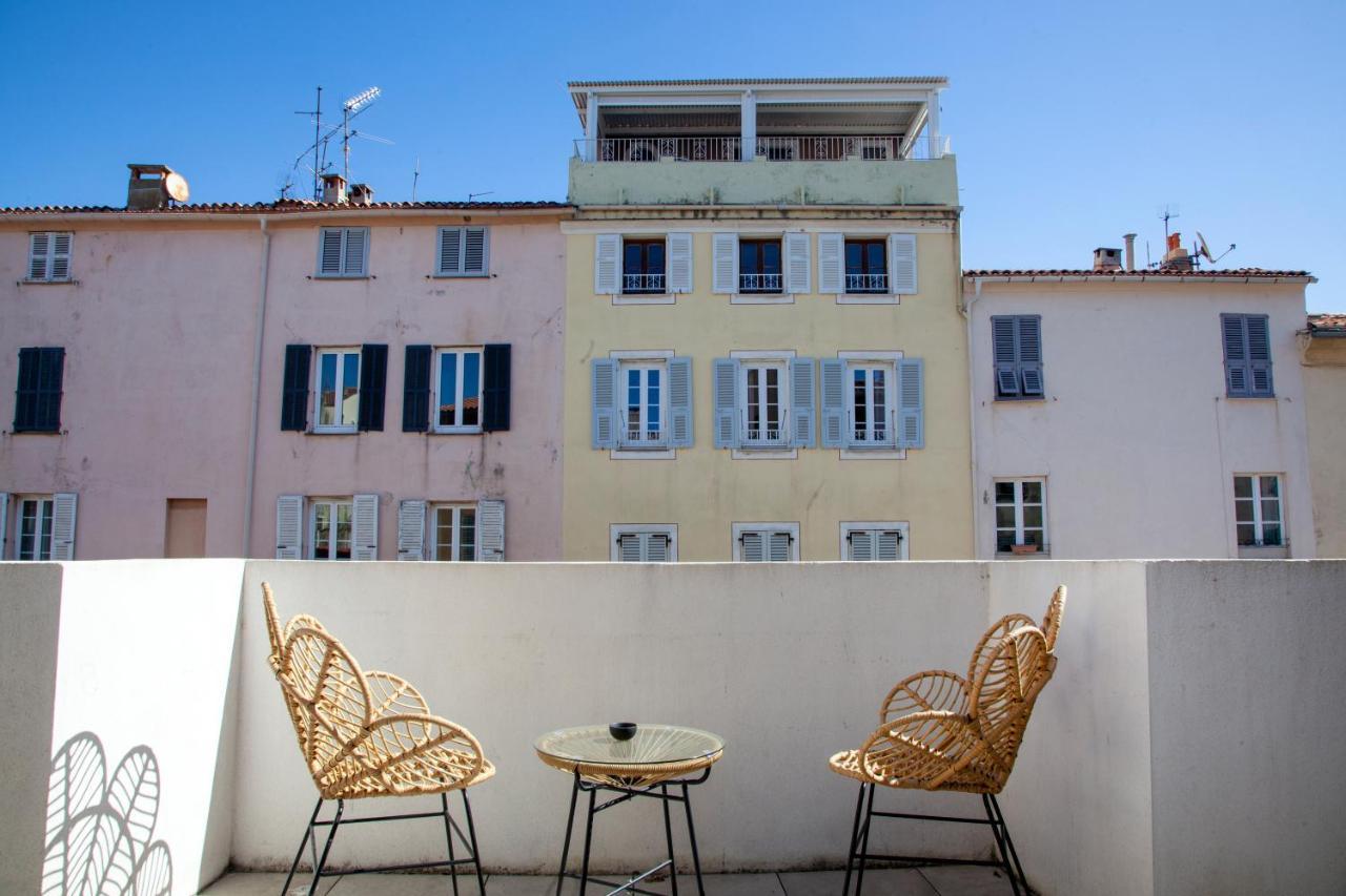 אז'אקסיו Les Suites R Bonaparte - Appartements De Standing Au Coeur De La Vieille Ville Pietonne מראה חיצוני תמונה