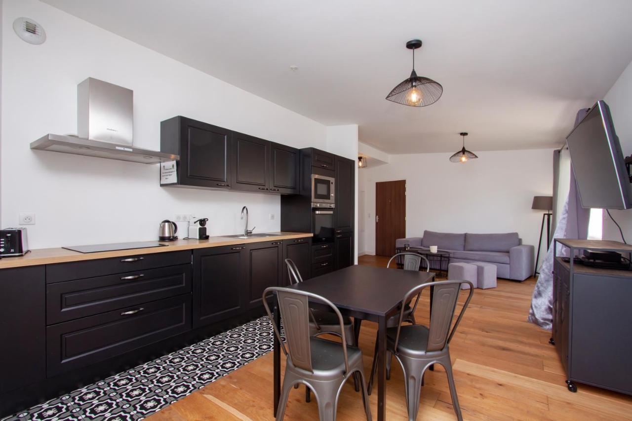 אז'אקסיו Les Suites R Bonaparte - Appartements De Standing Au Coeur De La Vieille Ville Pietonne מראה חיצוני תמונה