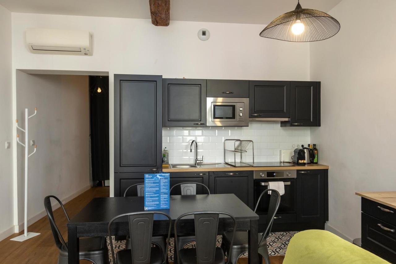 אז'אקסיו Les Suites R Bonaparte - Appartements De Standing Au Coeur De La Vieille Ville Pietonne מראה חיצוני תמונה